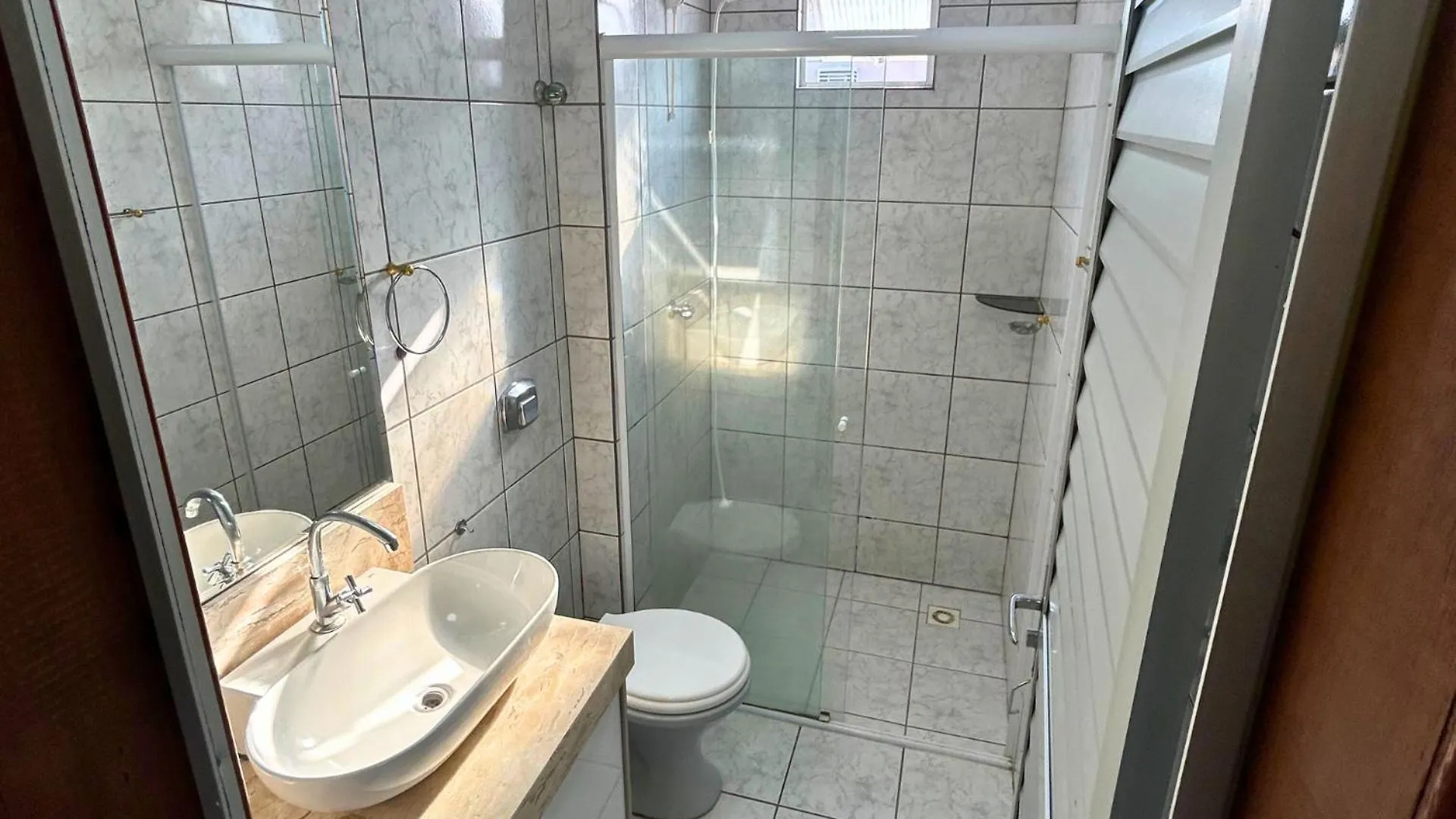아파트 Amplo Apartamento Com Vista Mar Sobre A Avenida De Bombas 봄비나스